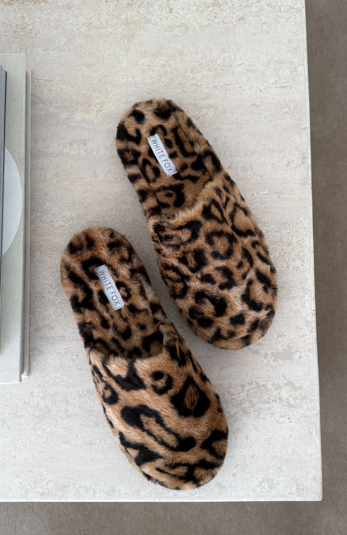 Carly Slippers Leopard