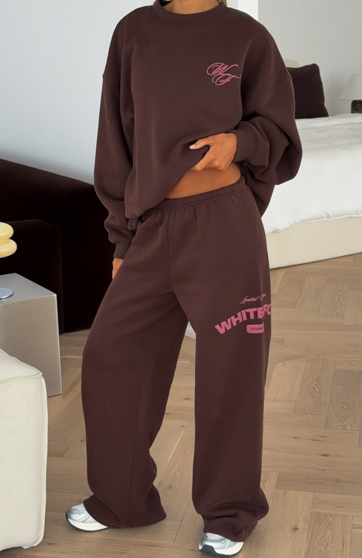 Studio 17 Raven Wide Leg Sweatpants Chocolate