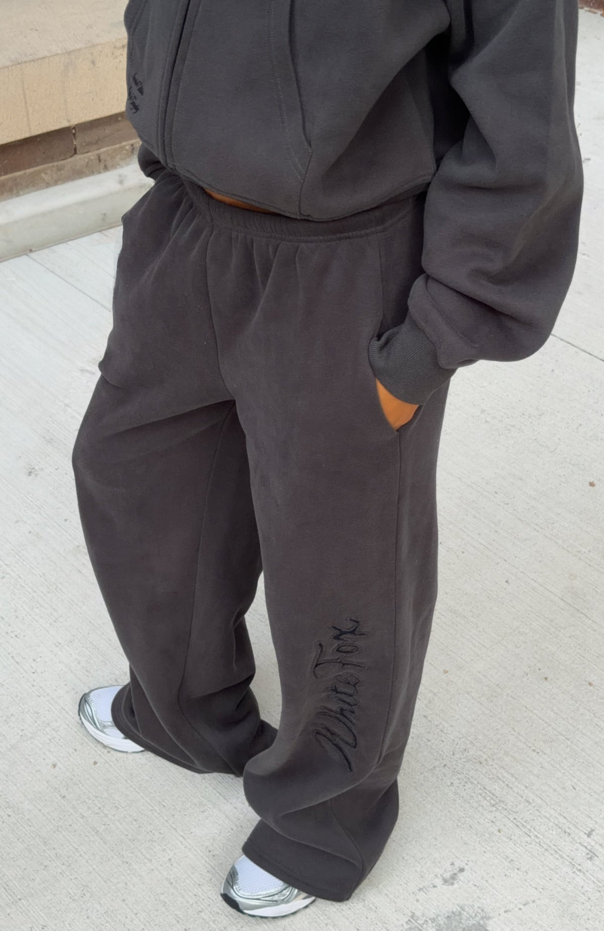Studio 17 Willa Wide Leg Sweatpants Charcoal
