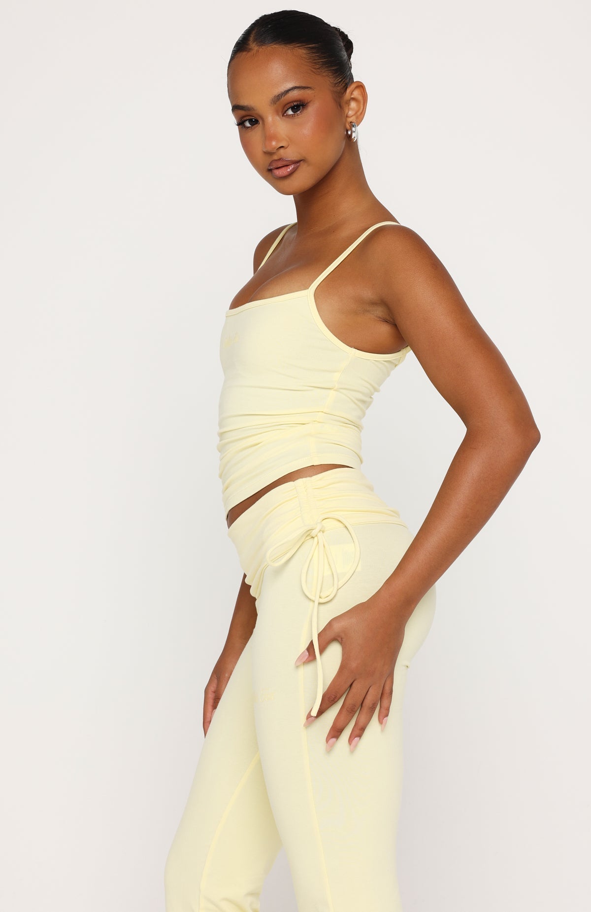 Pretty Vibes Singlet Lemon