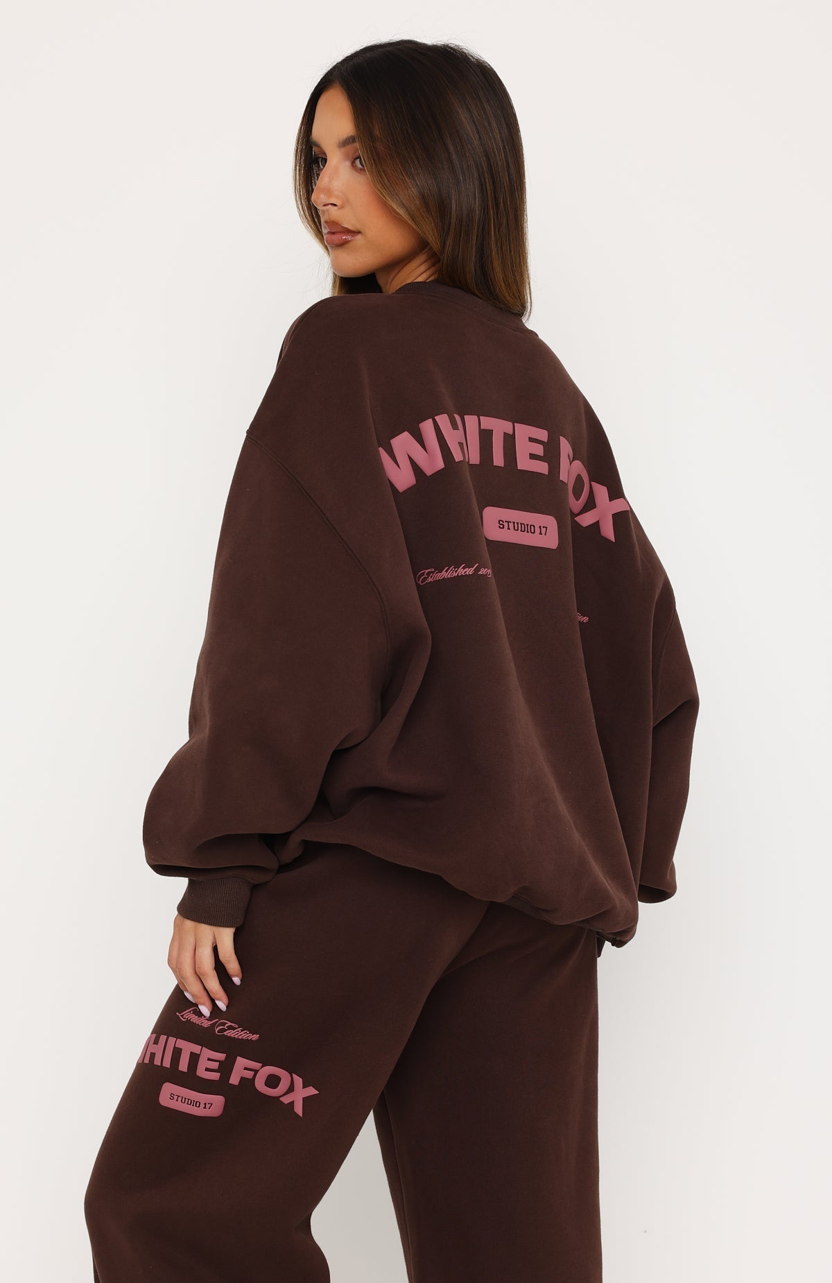 Studio 17 Raven Oversized Drop Shoulder Sweater Chocolate