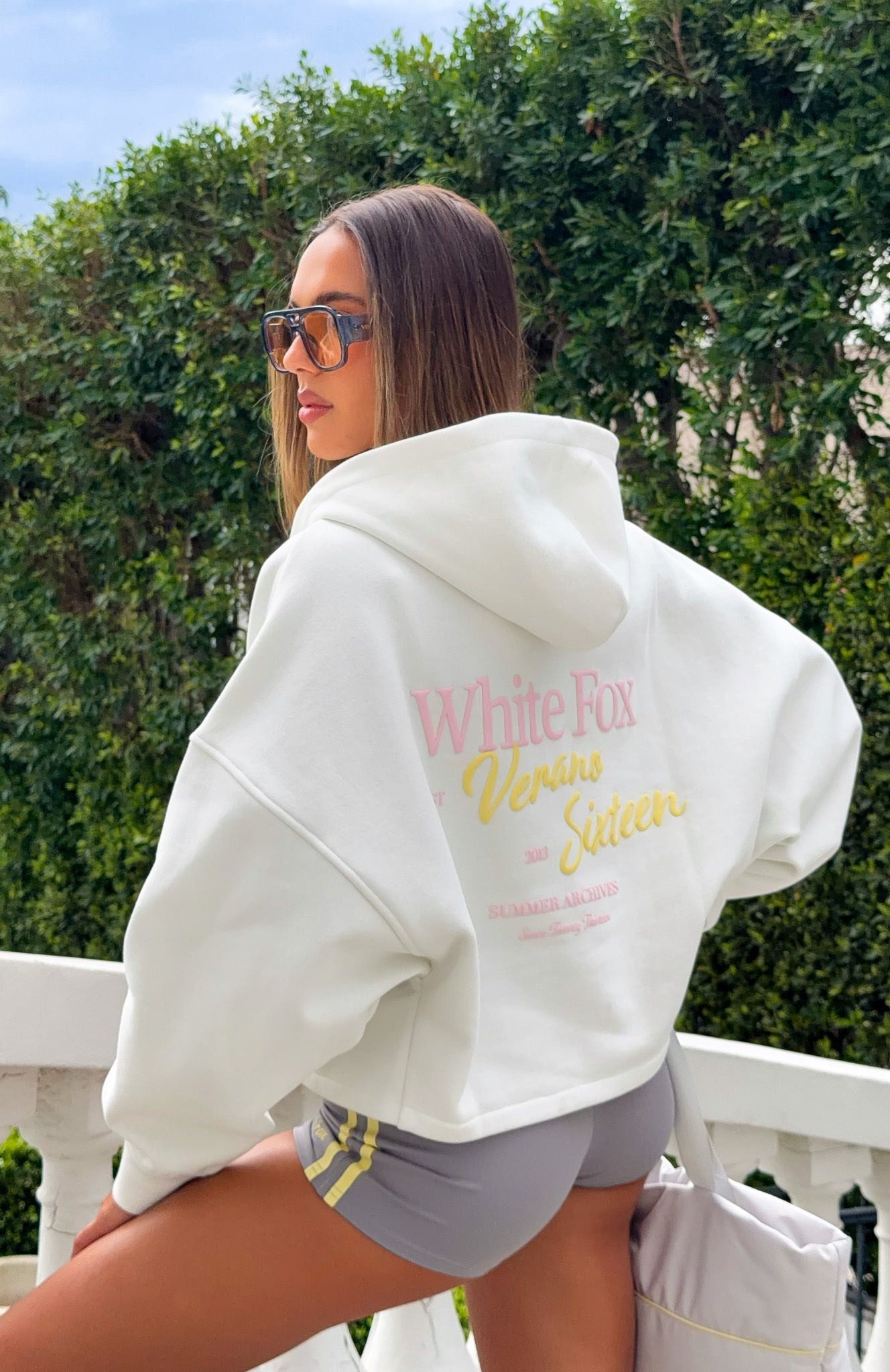 Verano Sixteen Viola Oversized Slouch Zip Front Hoodie White